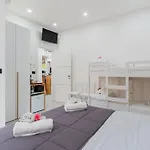 Luxury 12 Tuglie
