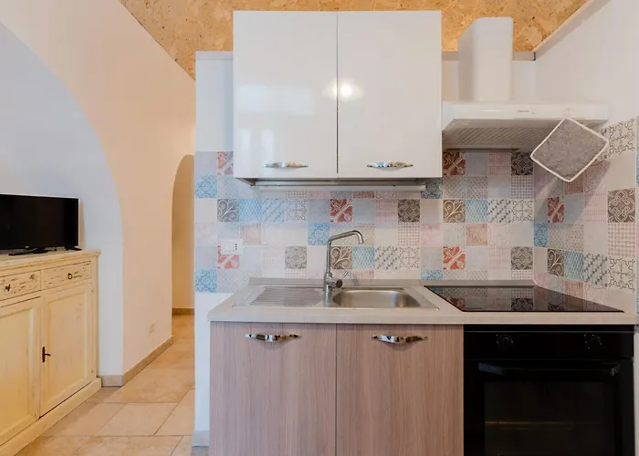 Luxury 12 Tatil Evi Tuglie